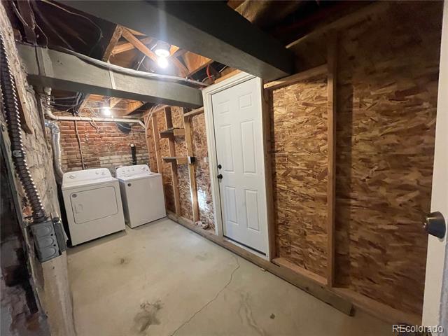 1691 Monroe Street Unit: Basement