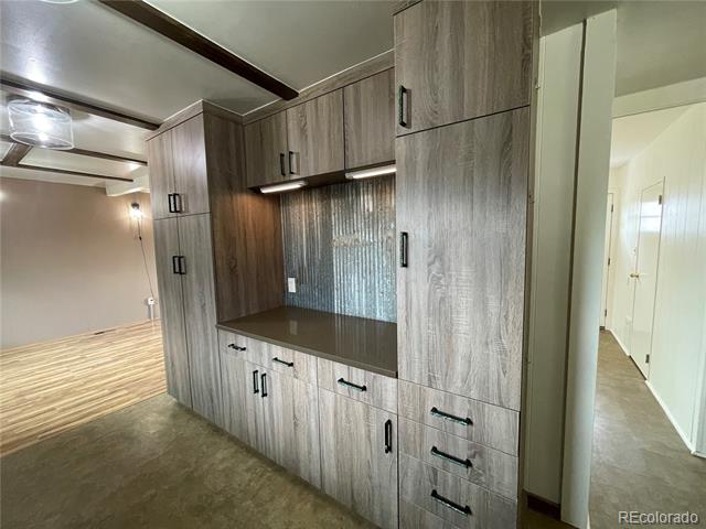 1382 Flintwood Road