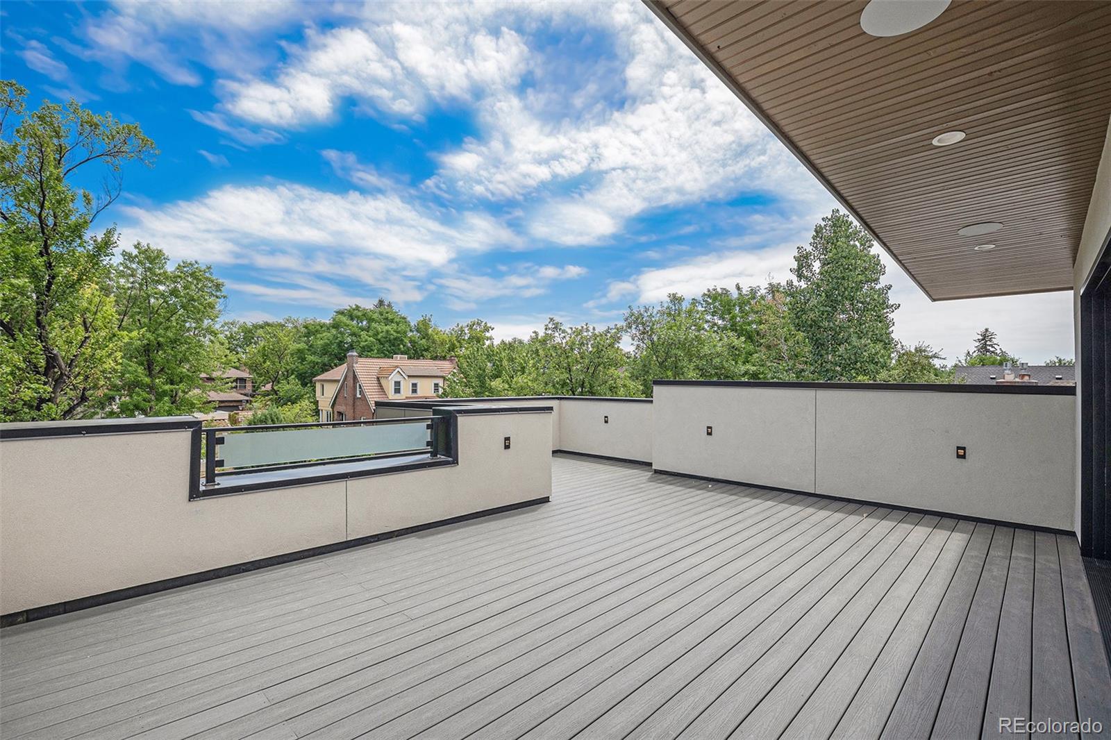 127 S Humboldt Street