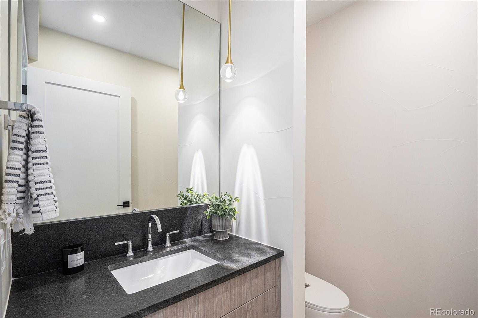 127 S Humboldt Street