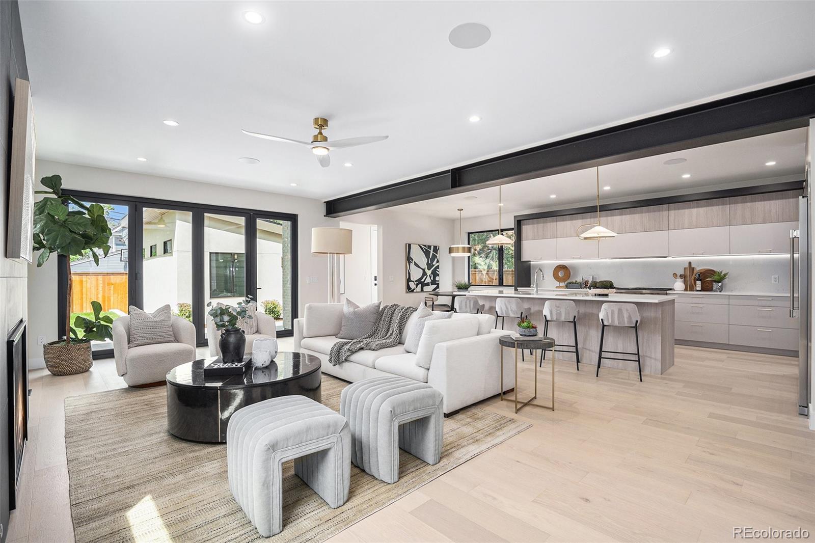 127 S Humboldt Street