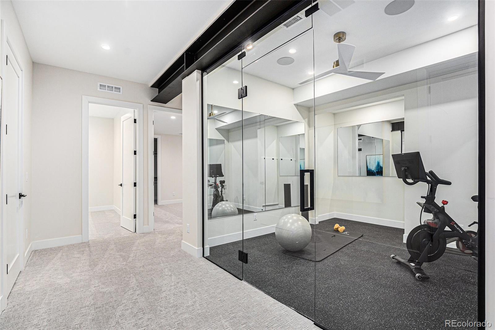 127 S Humboldt Street