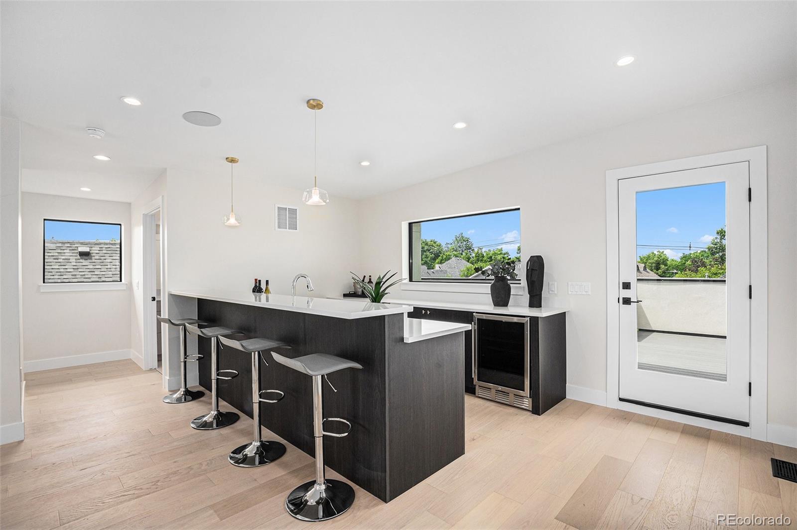 127 S Humboldt Street