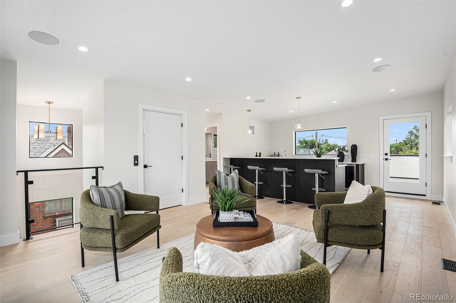 127 S Humboldt Street