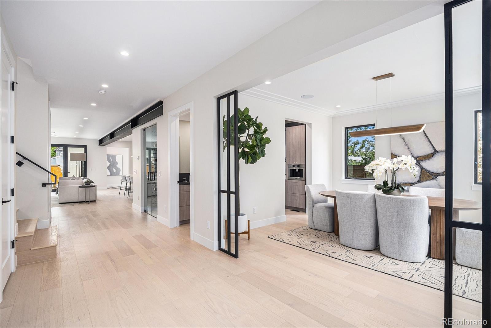 127 S Humboldt Street