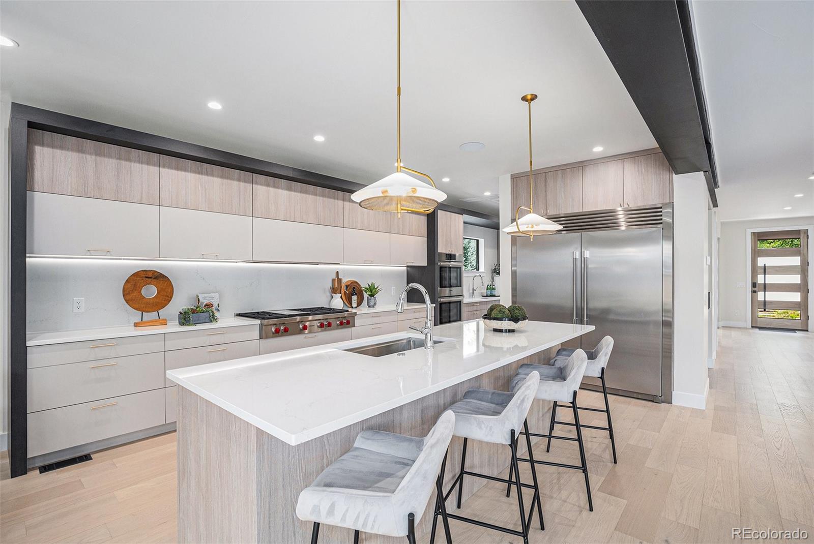 127 S Humboldt Street