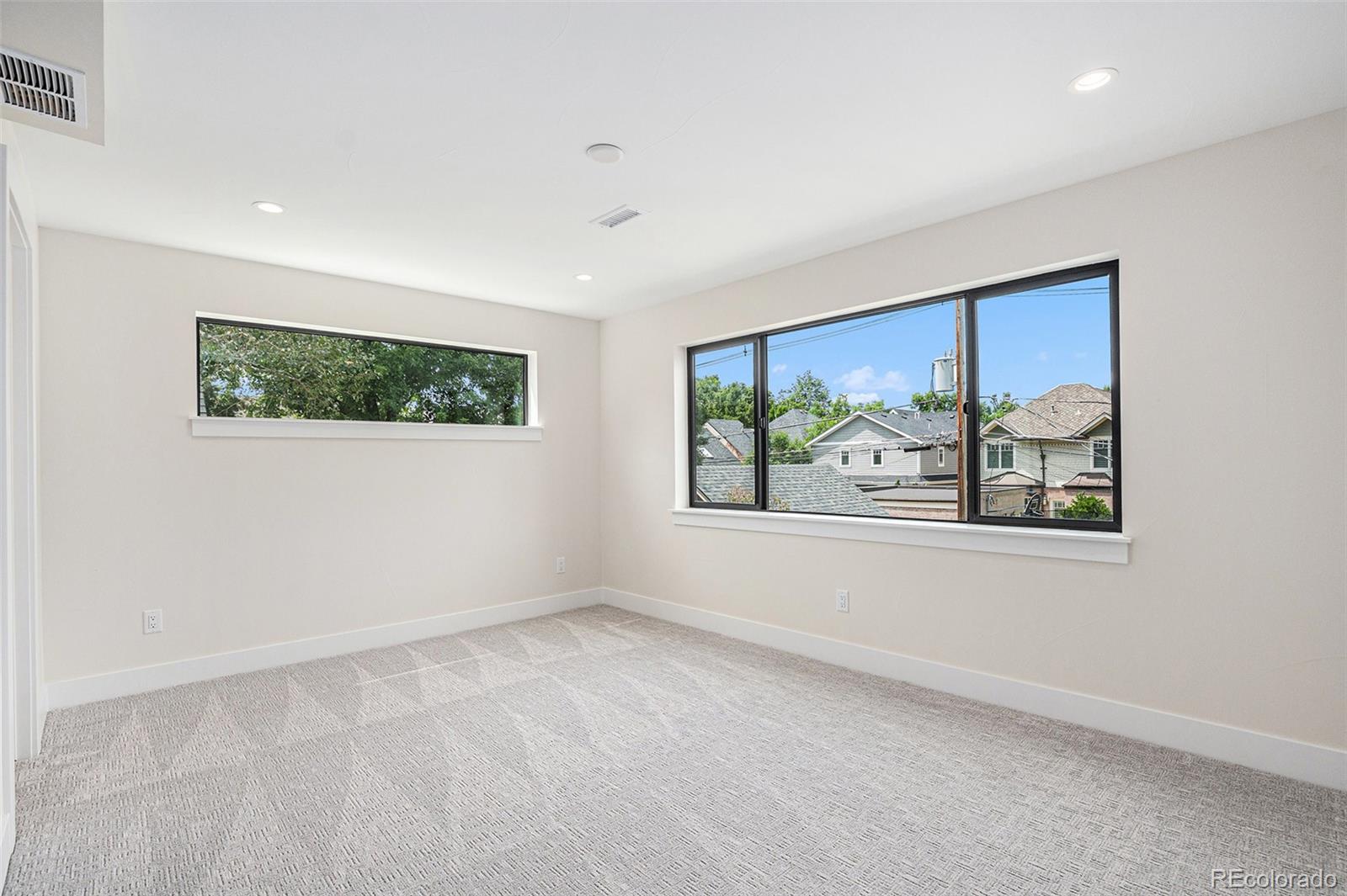 127 S Humboldt Street