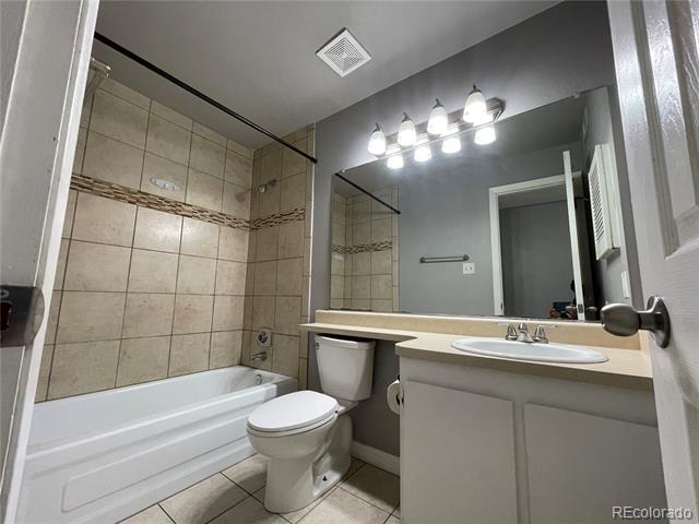 3464 S Eagle Unit: 204
