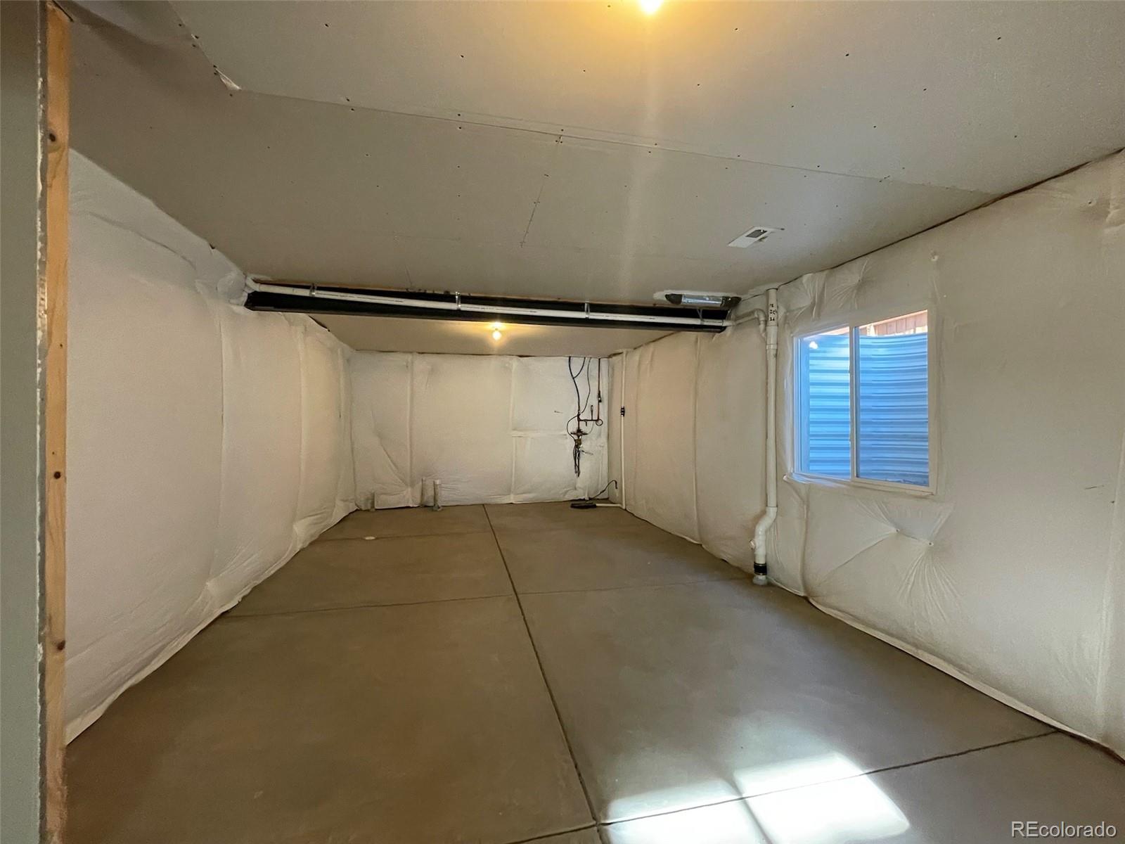 8405 Canyon Rim Trail
