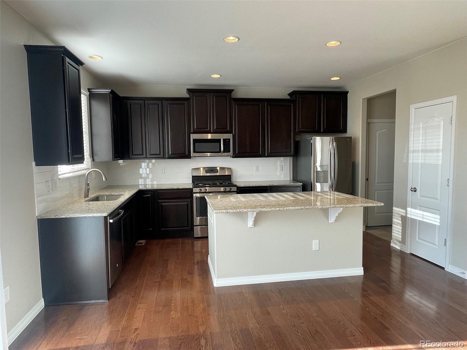 8405 Canyon Rim Trail