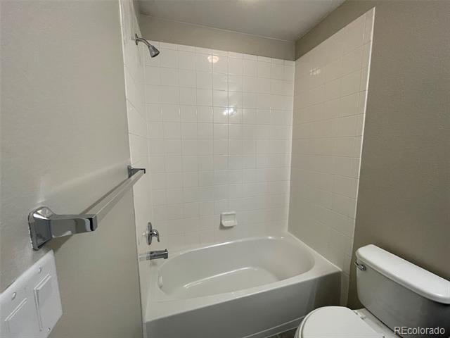 8405 Canyon Rim Trail