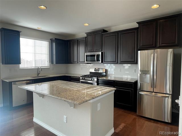 8405 Canyon Rim Trail