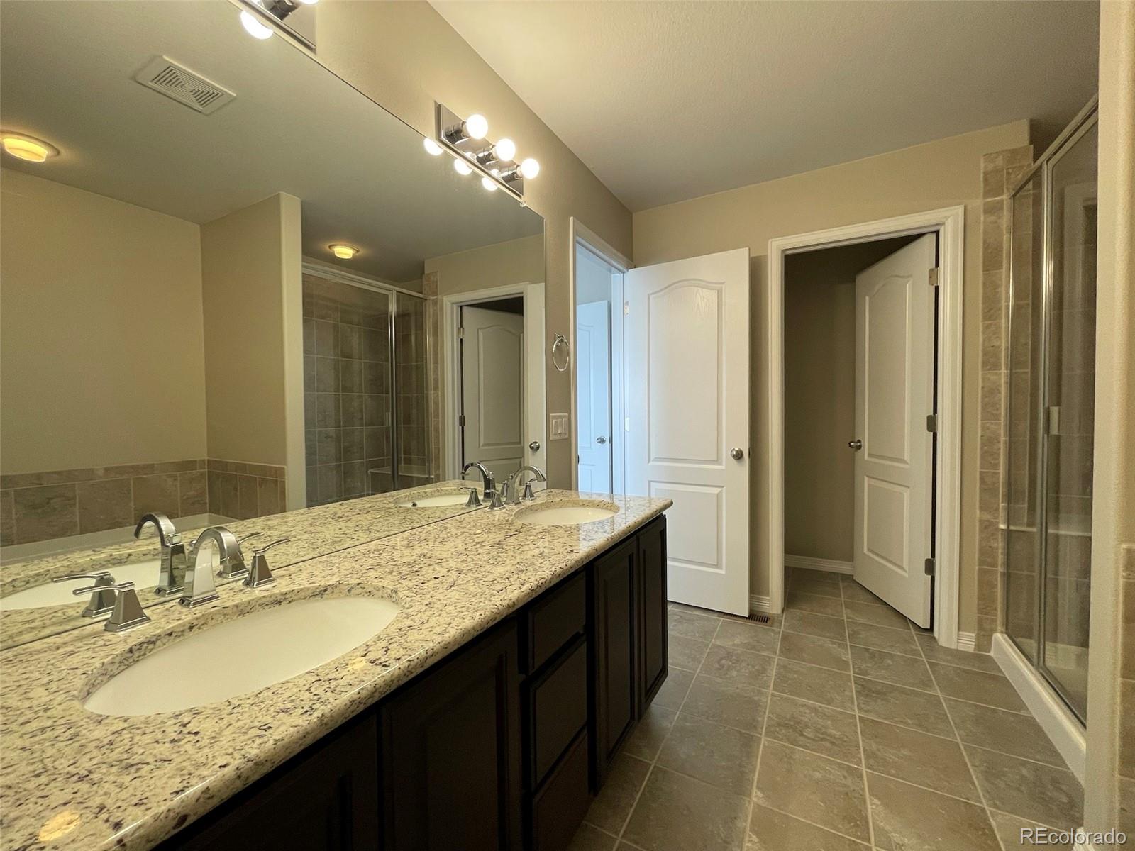 8405 Canyon Rim Trail