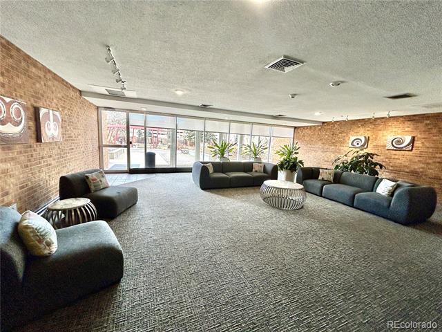 955 Eudora Street Unit: 606E