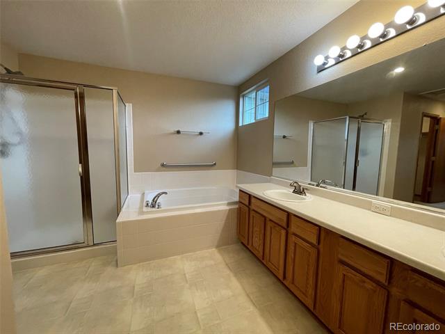 2284 Dogwood Circle