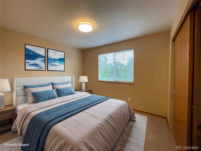 2284 Dogwood Circle
