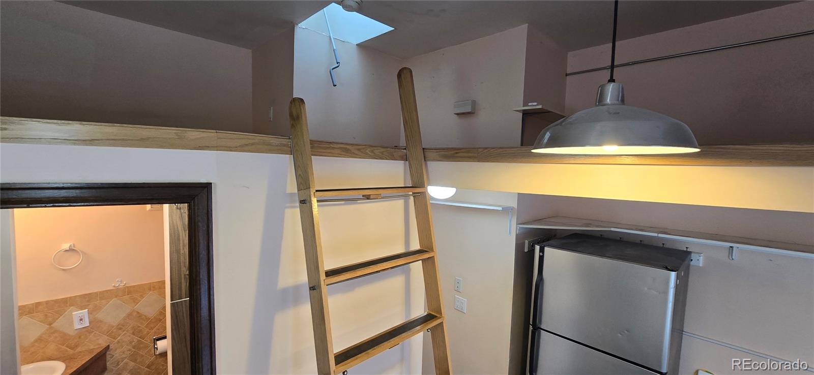 1002 Harmon Place Unit: 1002