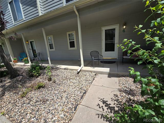 2950 Neil Drive Unit: 4