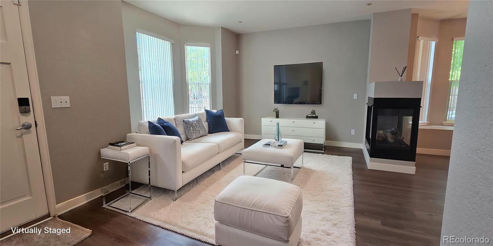 3833 W 118th Place