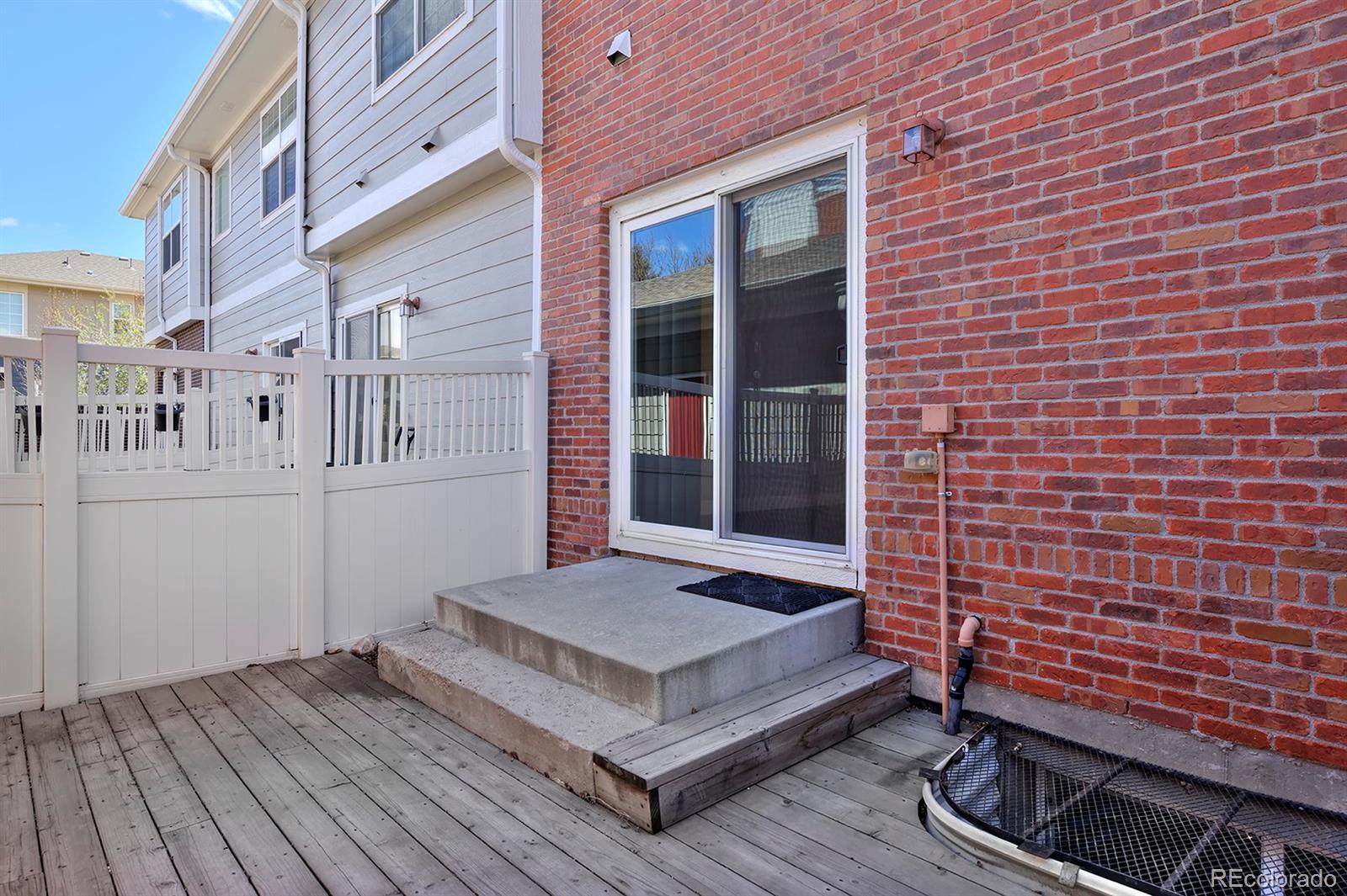 3833 W 118th Place