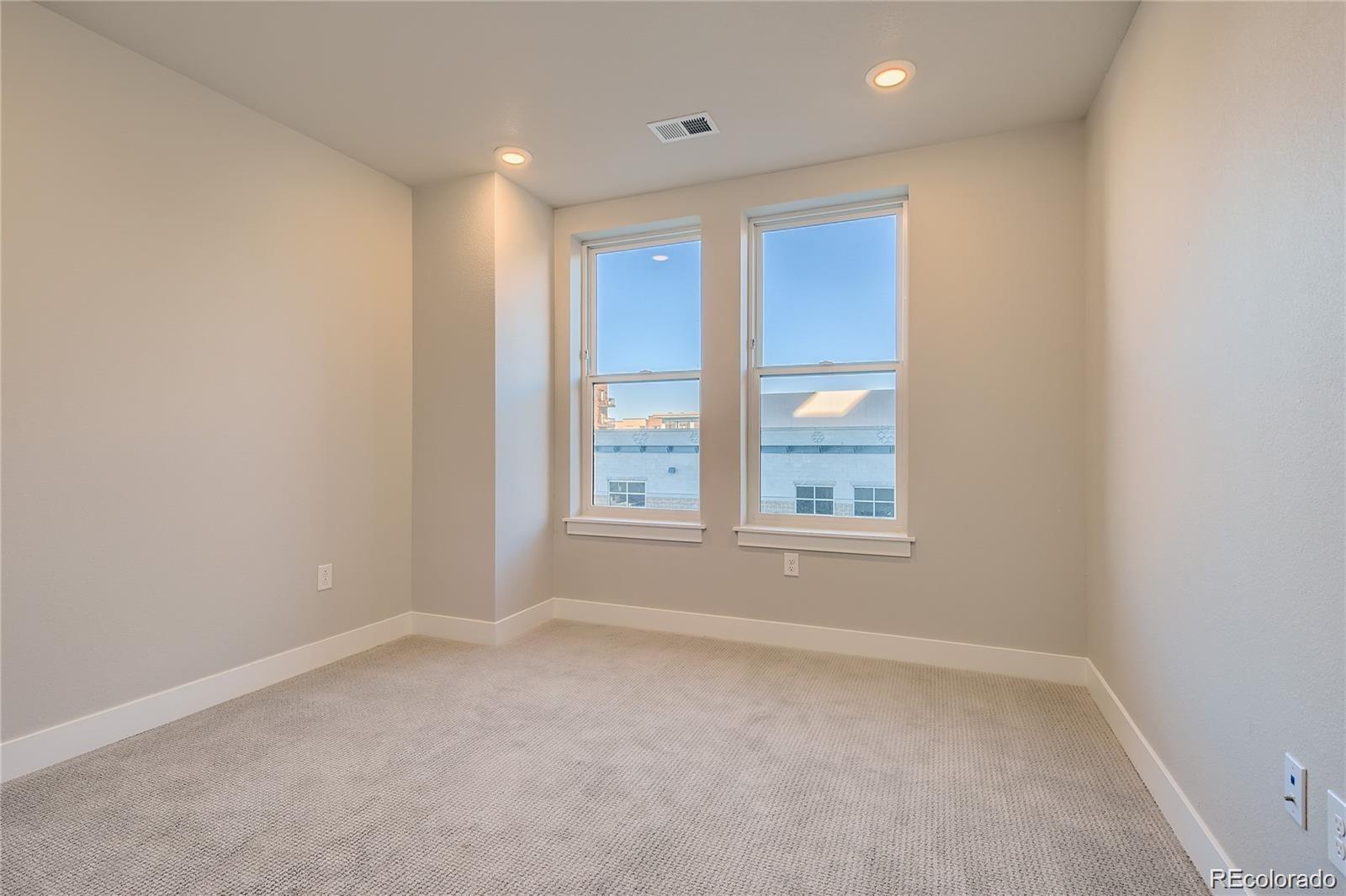 20 Wilcox Street Unit: 518