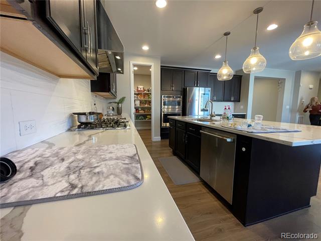 7933 S Kewaunee Way