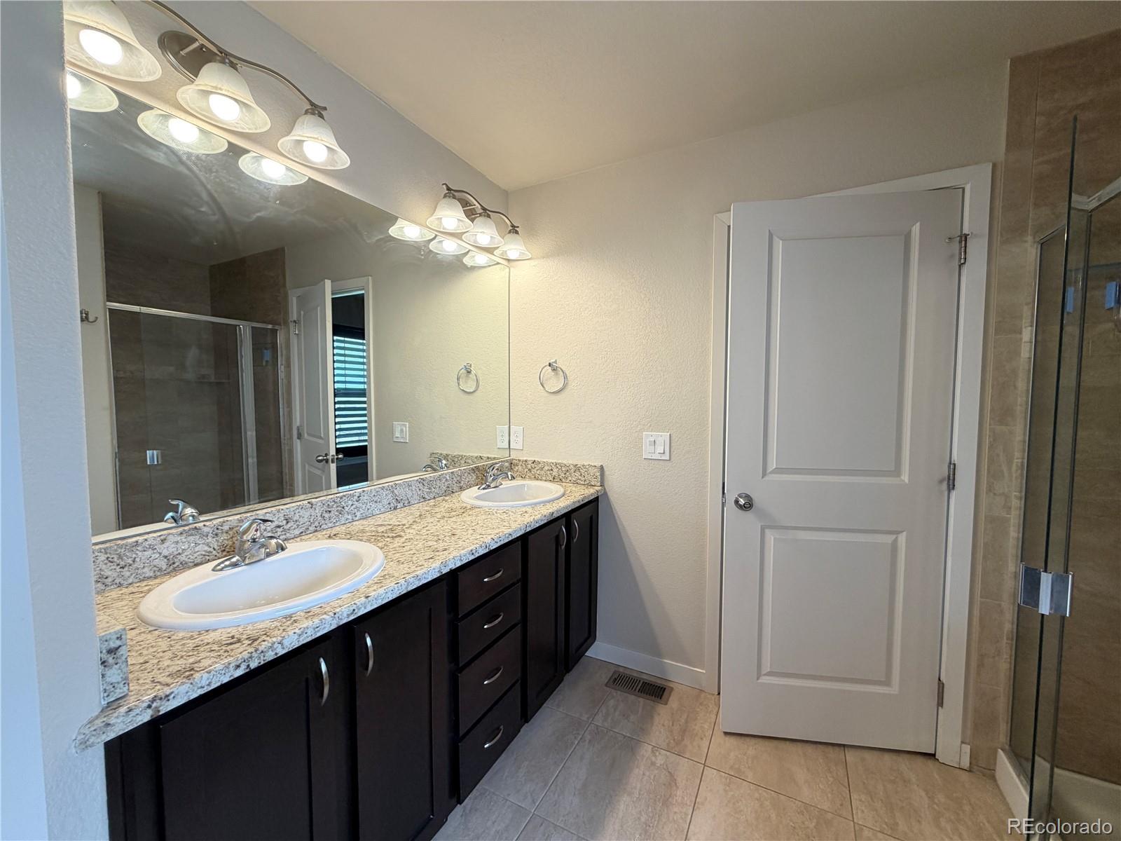 3611 S Perth Circle Unit: 104