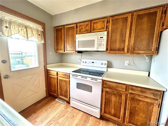 14211 E Dickinson Drive Unit: C