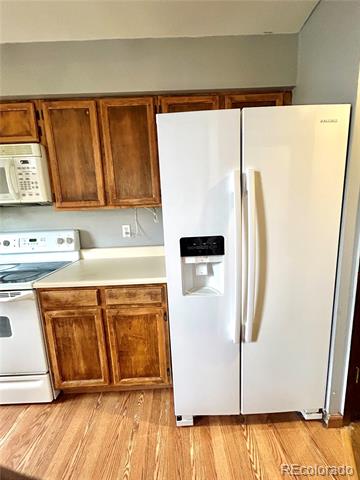 14211 E Dickinson Drive Unit: C