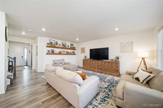 1208 Lanceleaf Court
