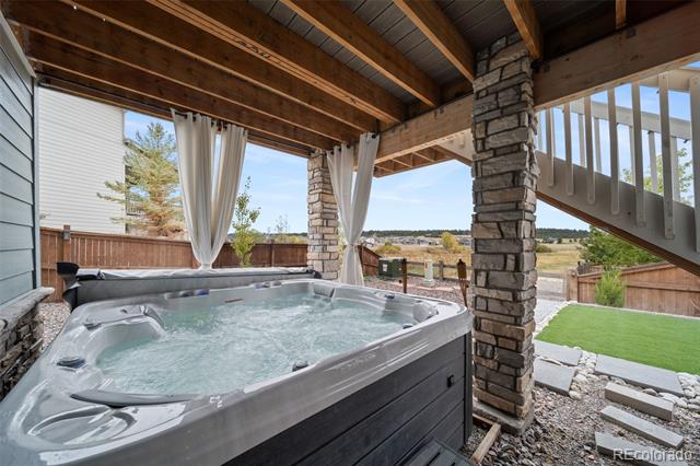 1208 Lanceleaf Court