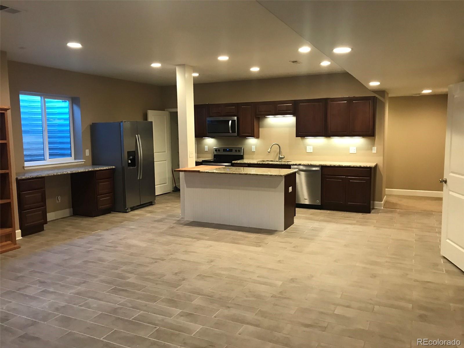6885 Lynch Lane Unit: Basement