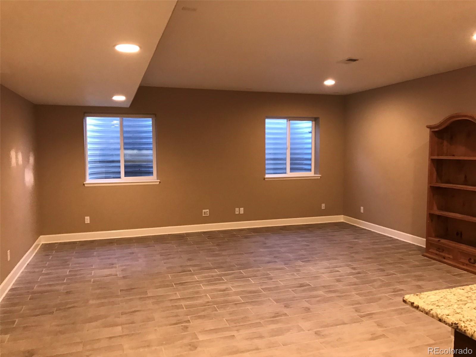 6885 Lynch Lane Unit: Basement