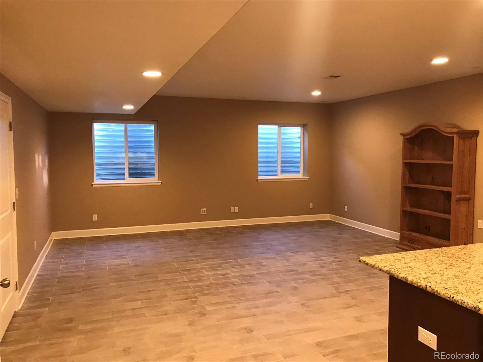 6885 Lynch Lane Unit: Basement
