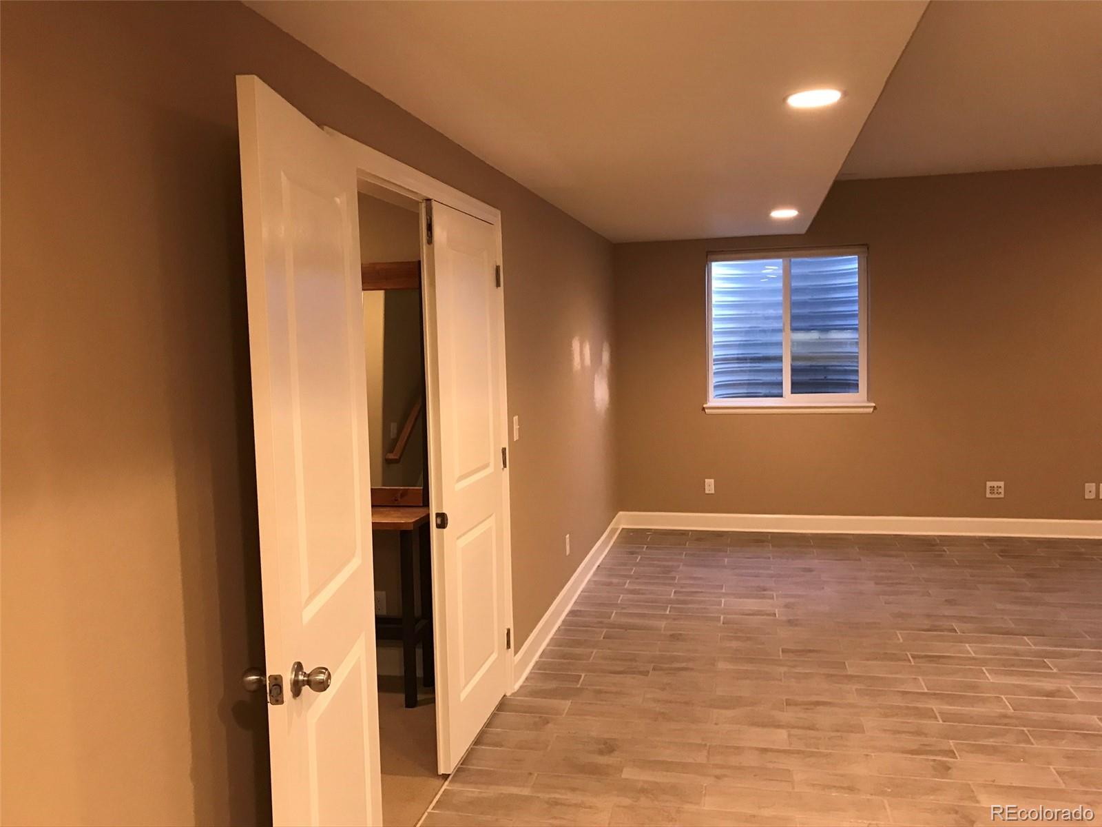 6885 Lynch Lane Unit: Basement