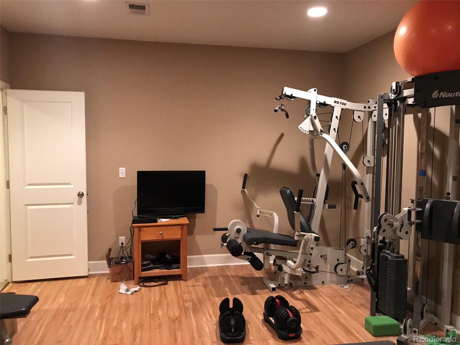 6885 Lynch Lane Unit: Basement