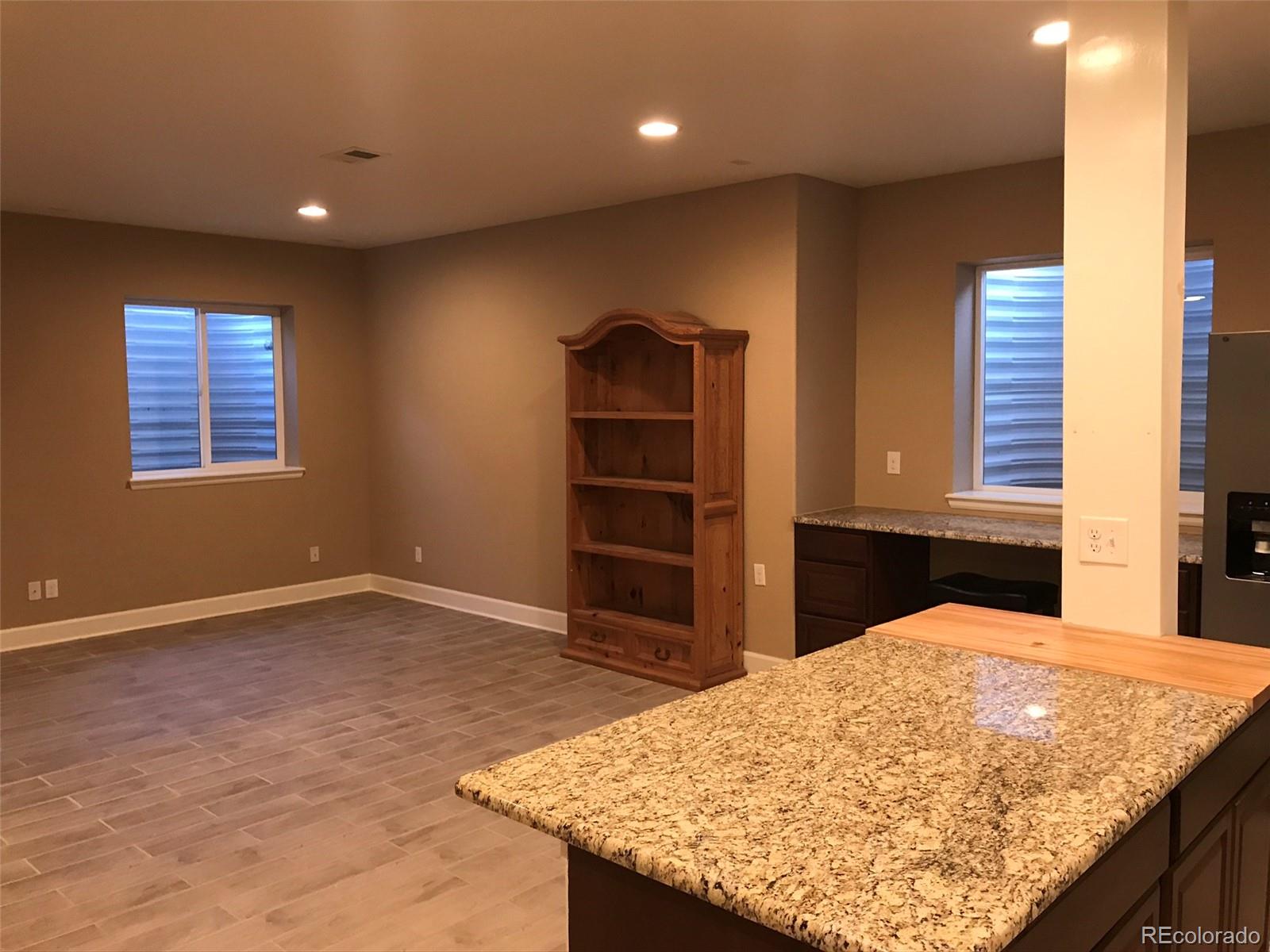 6885 Lynch Lane Unit: Basement