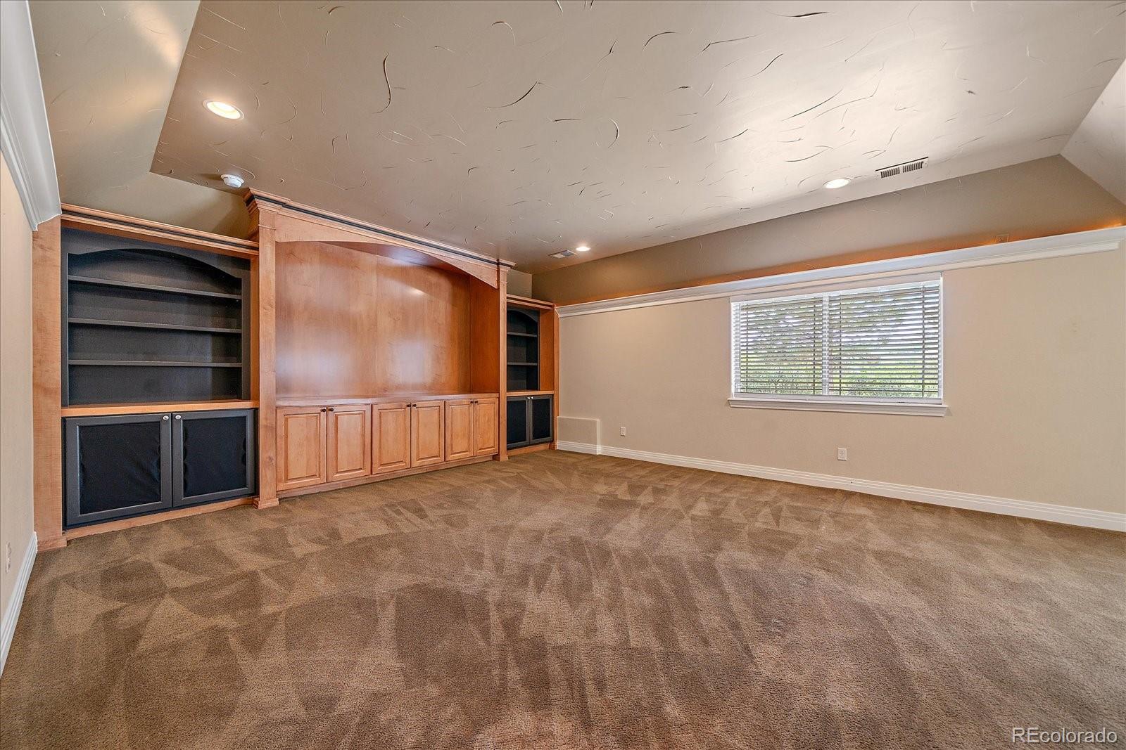 6265 Diamond Ridge Parkway