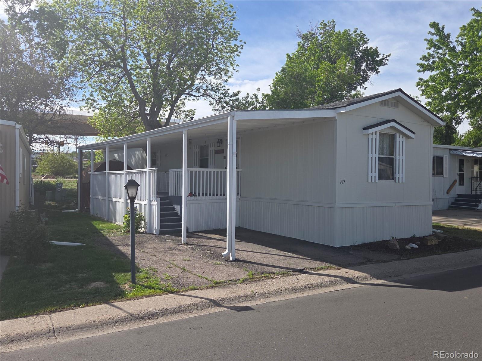 8201 S SantaFe Drive
