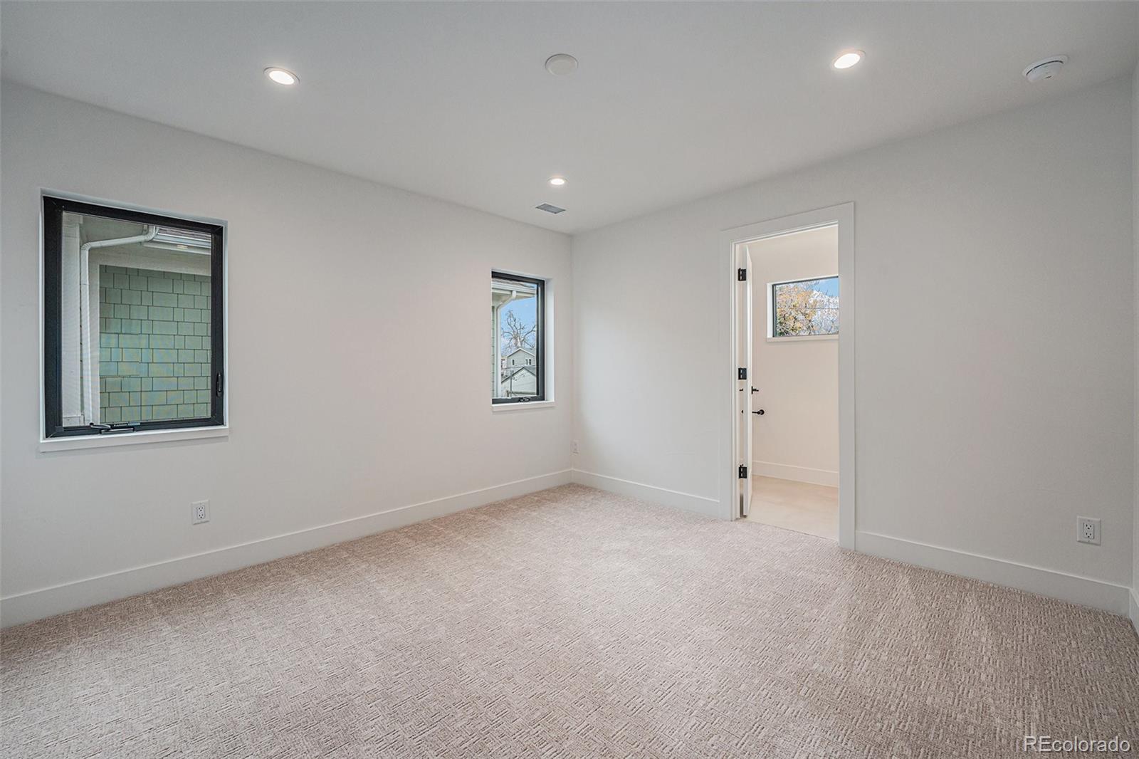 1023 S Emerson Street