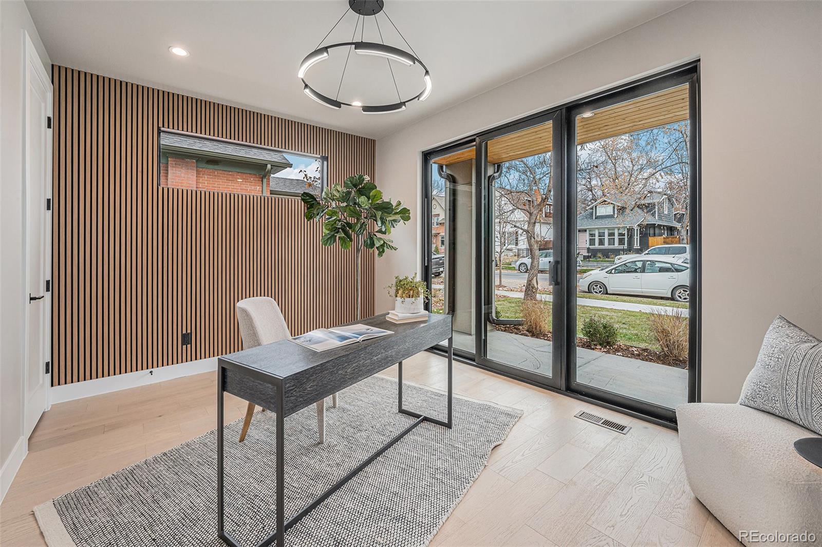 1023 S Emerson Street