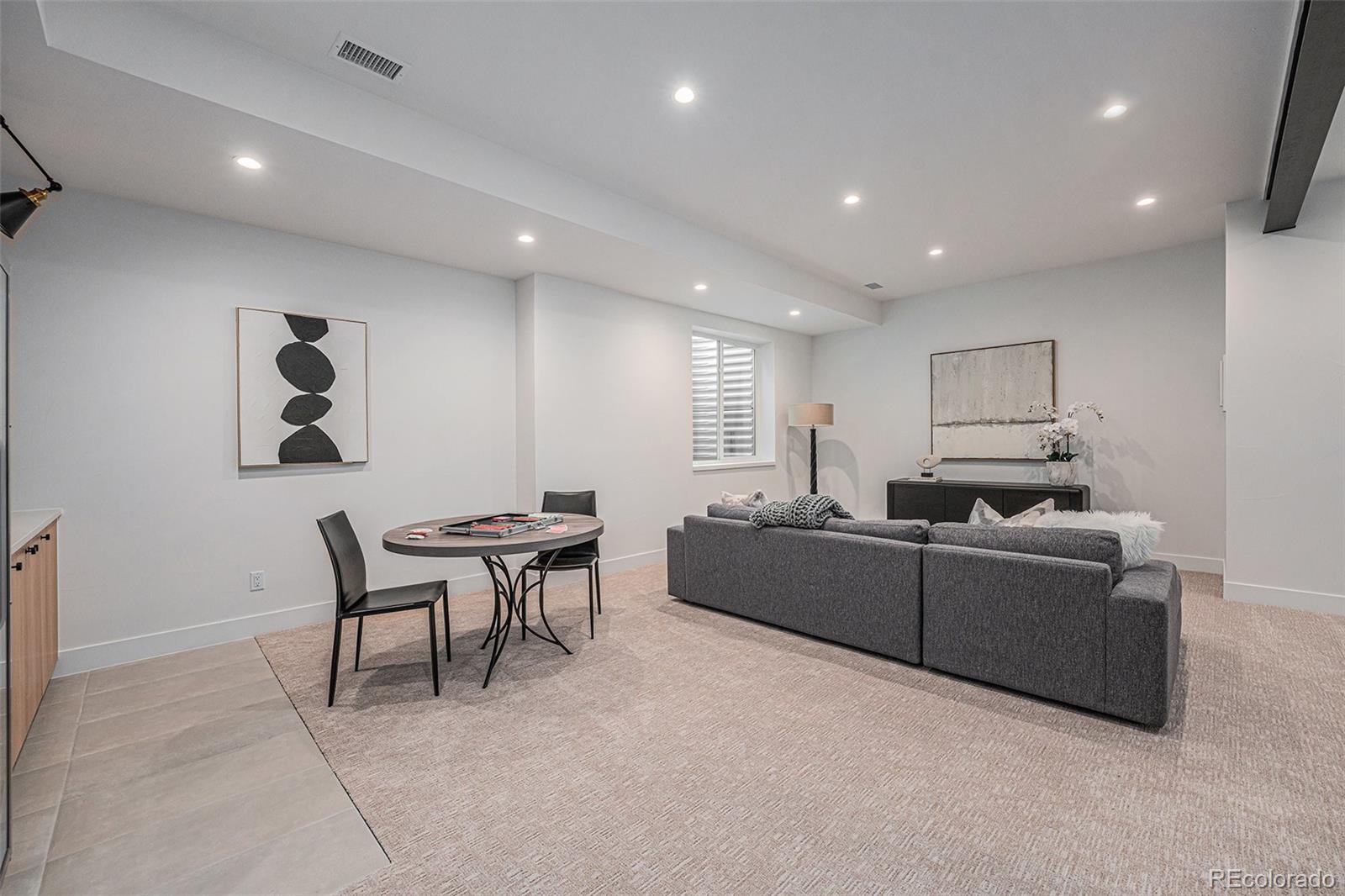 1023 S Emerson Street