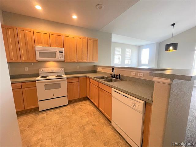 2113 S Fulton Circle Unit: 201