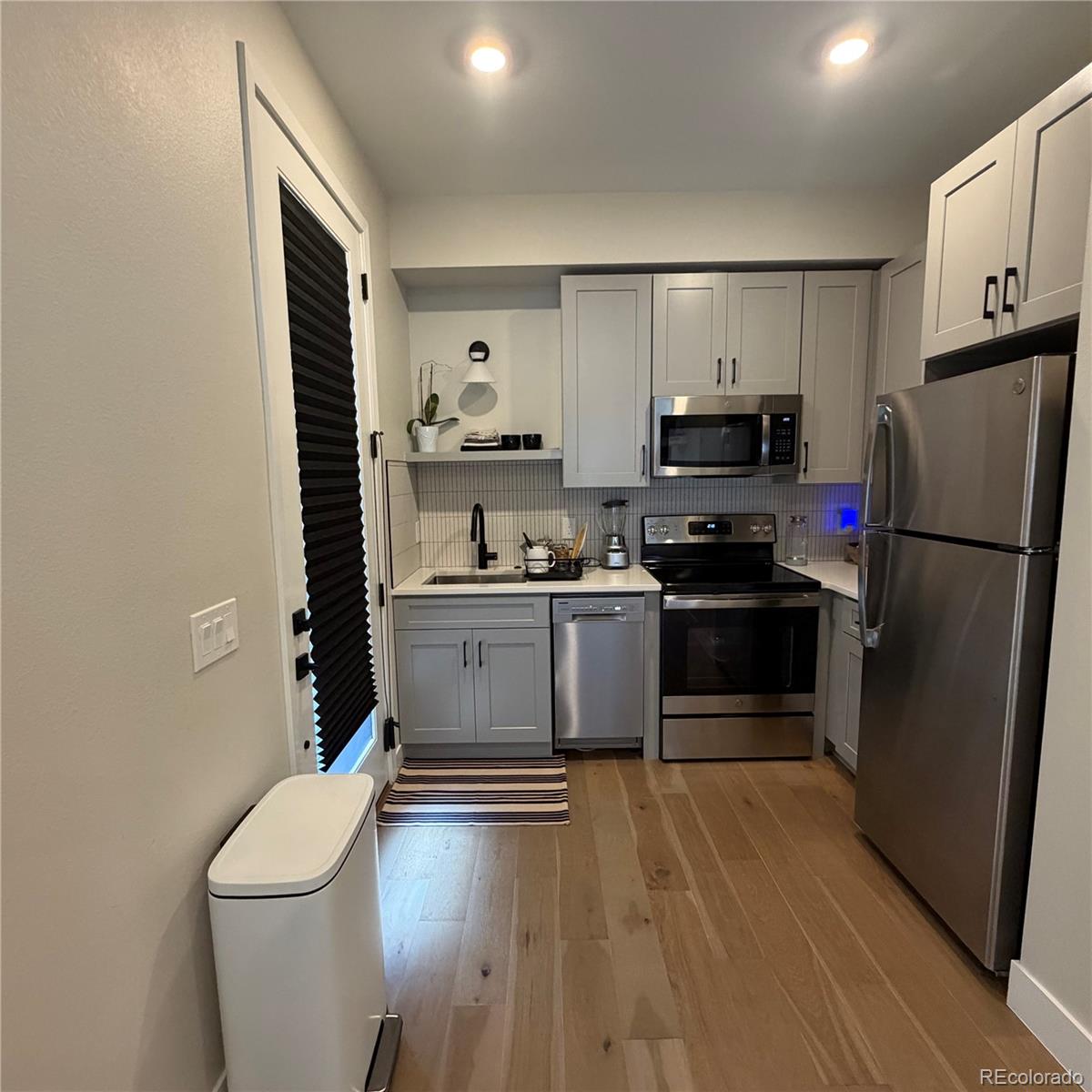 4025 Jason Street Unit: 101