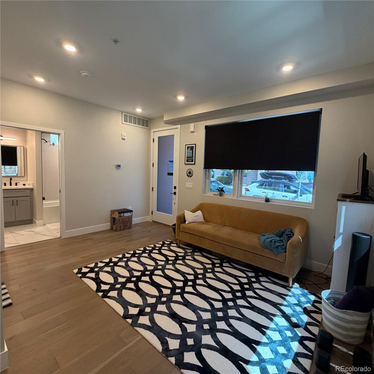 4025 Jason Street Unit: 101