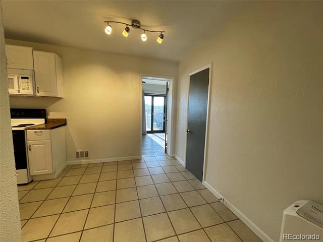 3229 S Lincoln Street Unit: A