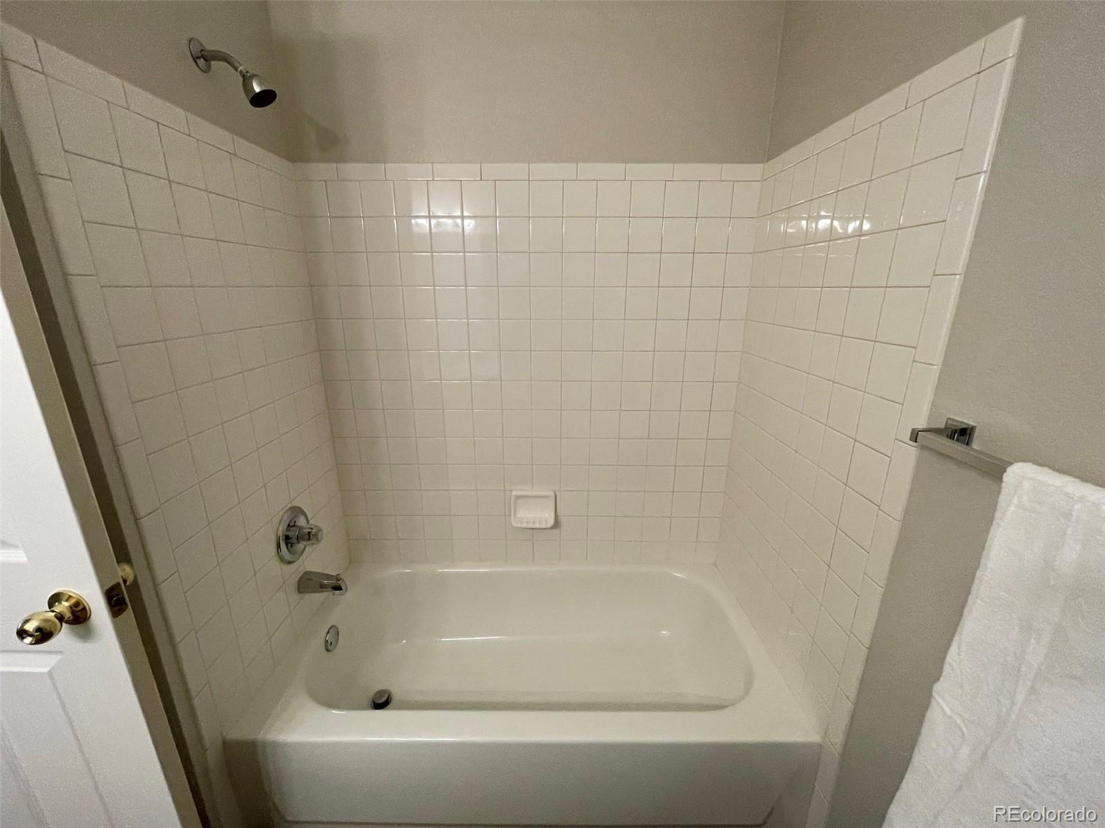 2575 S Syracuse Way Unit: F102