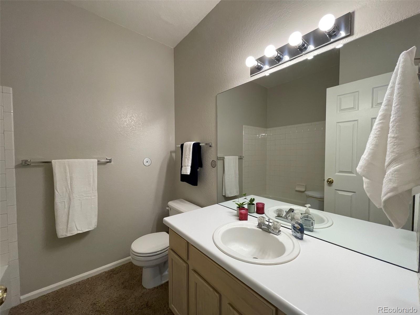 2575 S Syracuse Way Unit: F102