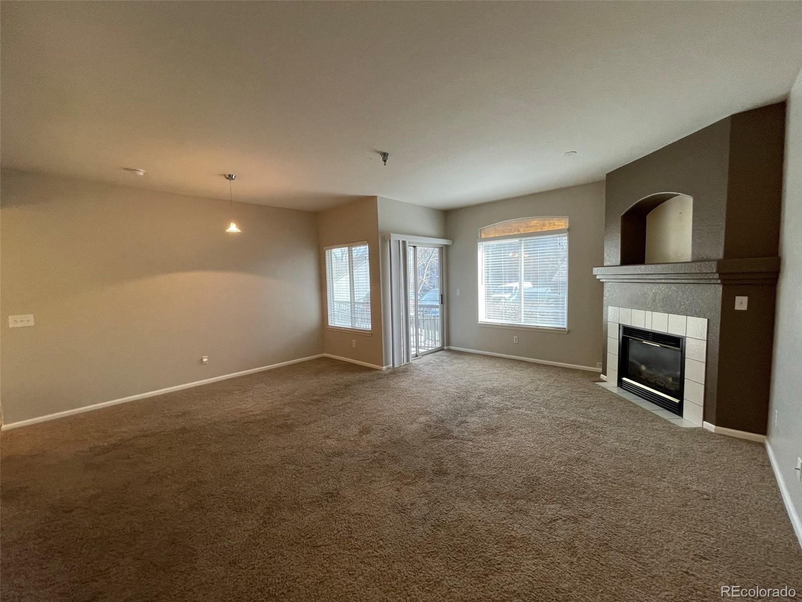 2575 S Syracuse Way Unit: F102