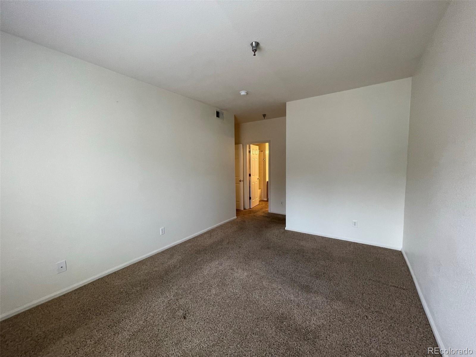 2575 S Syracuse Way Unit: F102